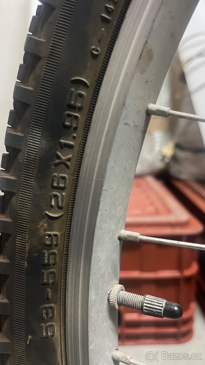 Prodám horské kolo Author Traction-velikost 17 na cca 160-17 - 6