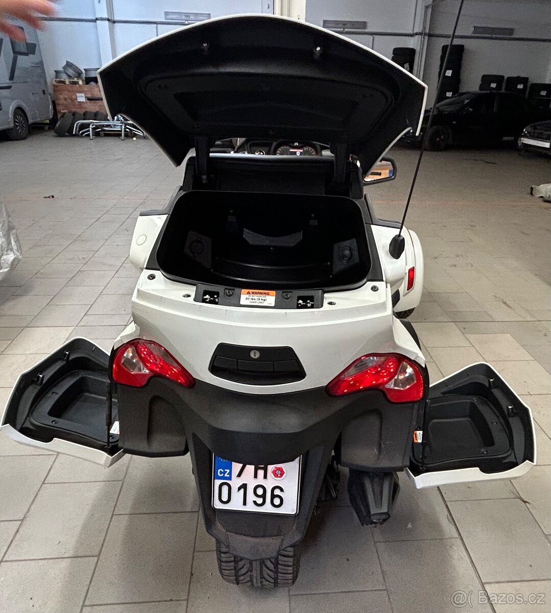 Can-Am Spyder 1330ACE - 6