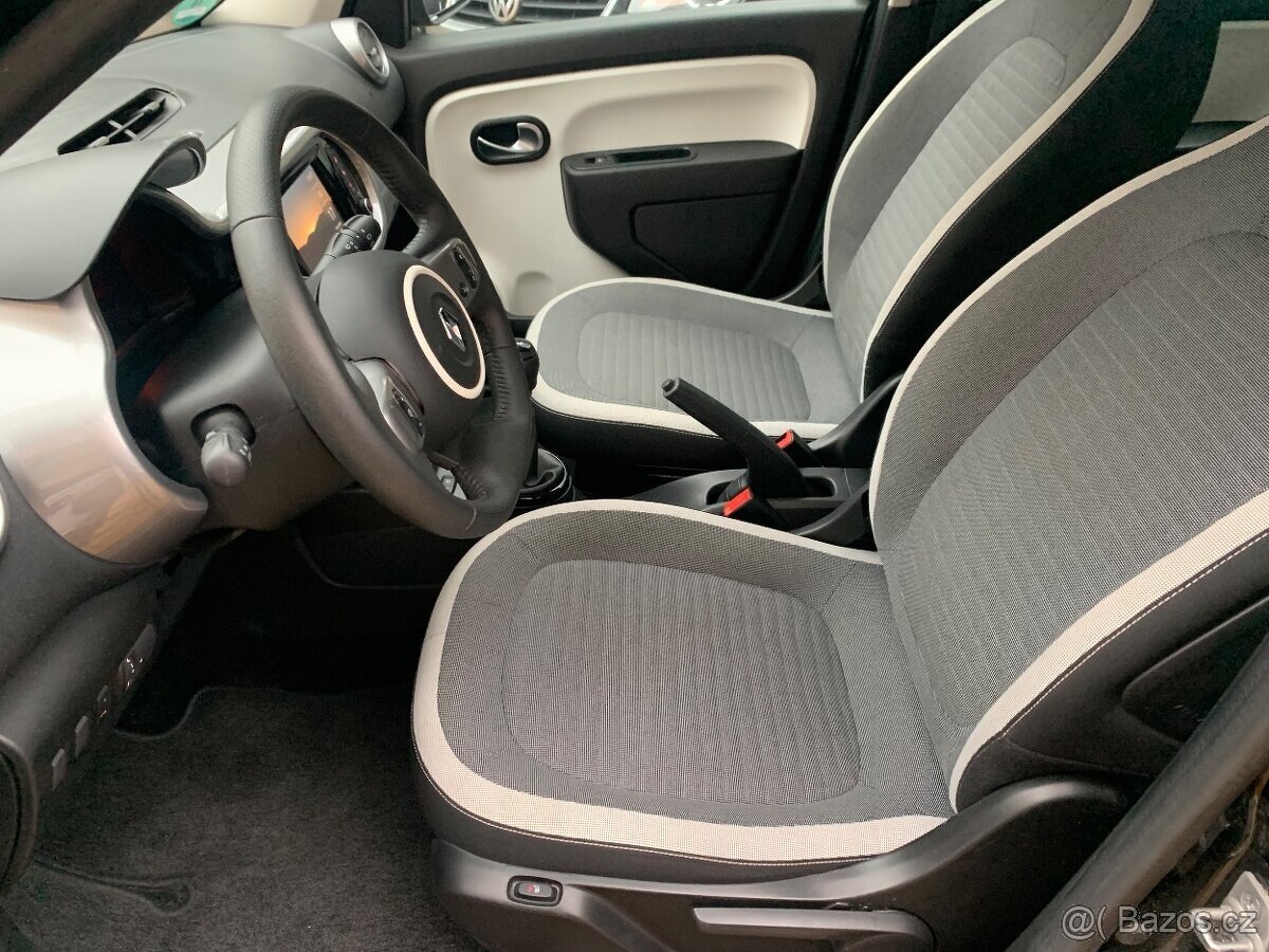Renault Twingo 3 1.0i 48kw rok 2022 najeto jen 19200km - 6