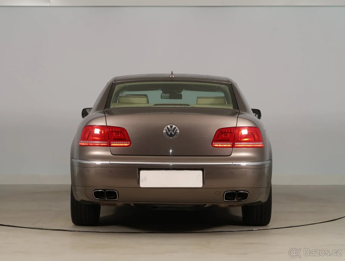 Volkswagen Phaeton 2011 6.0 W12 195714km 4x4 - 6