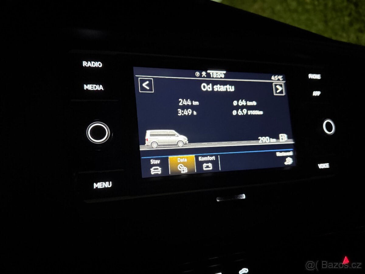 VW Transporter T6.1 DPH 176 tis. km Barva Candy Multivan - 6