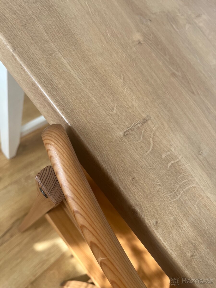 Jídelní stůl s ostrůvkem - 6