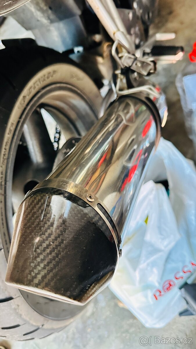 Suzuki Bandit GSF600 - 6