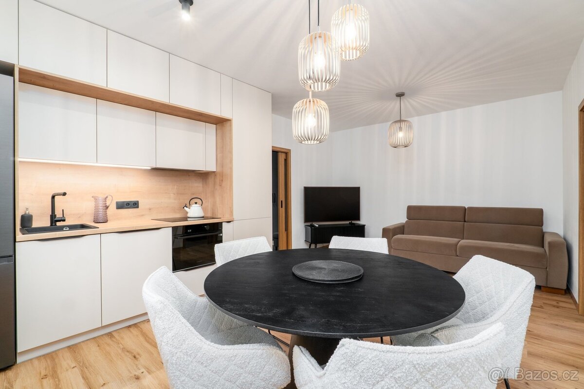 Prodej bytu 3+kk 63 m², Vrchlabí, ev.č. 00006 - 6