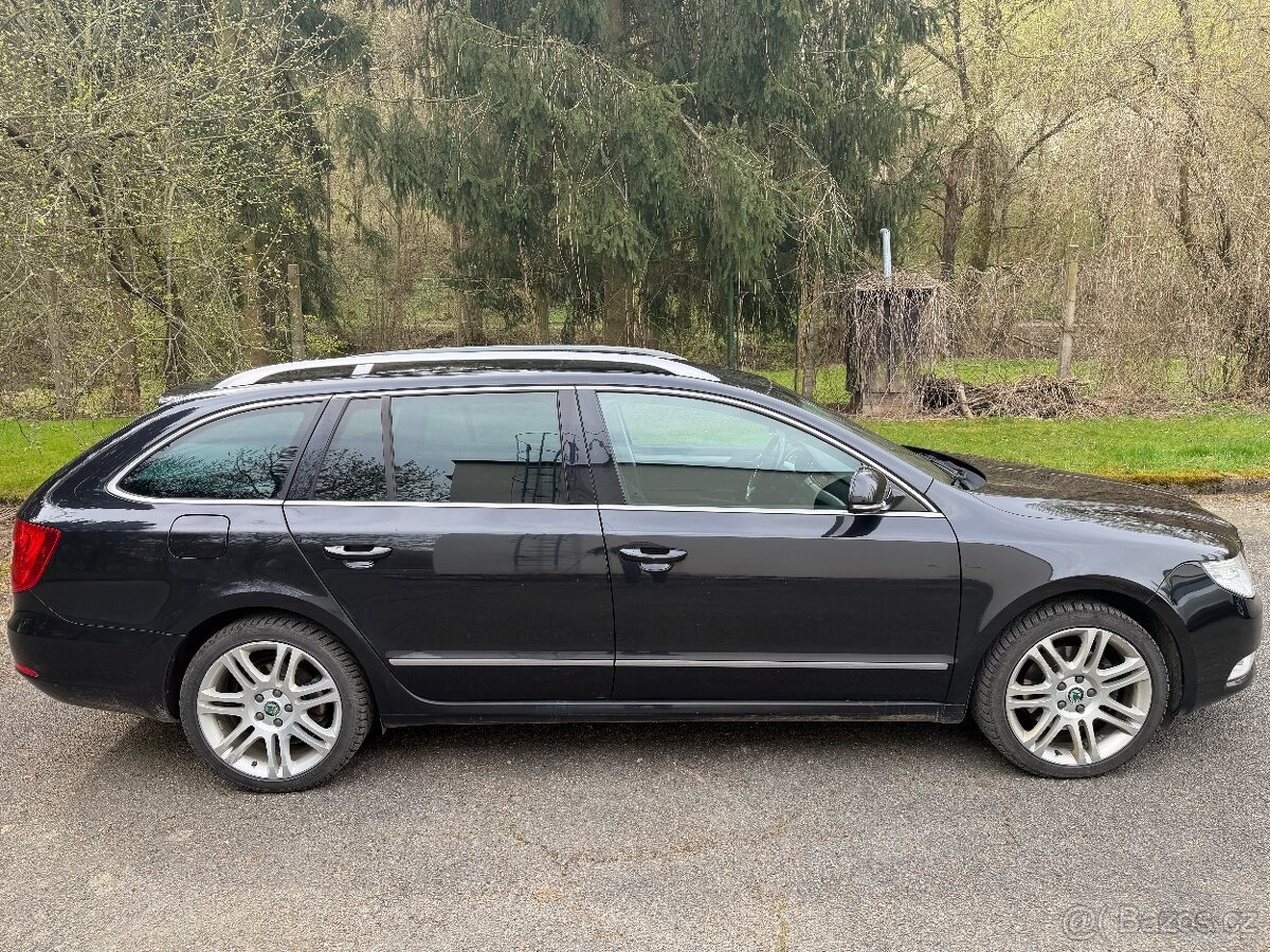 Prodám ŠKODA SUPERB 2011 103 kw - 6