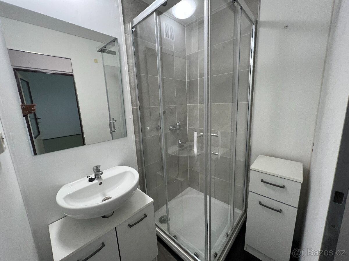 Pronajmeme byt 1+1 sídliště Štěpnice, Ústí nad Orlicí - 6