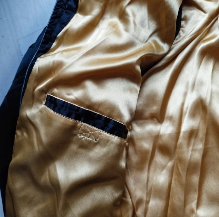 Dámská lesklá zimní teplá bunda černá zlatá Baby Phat XXL - 6