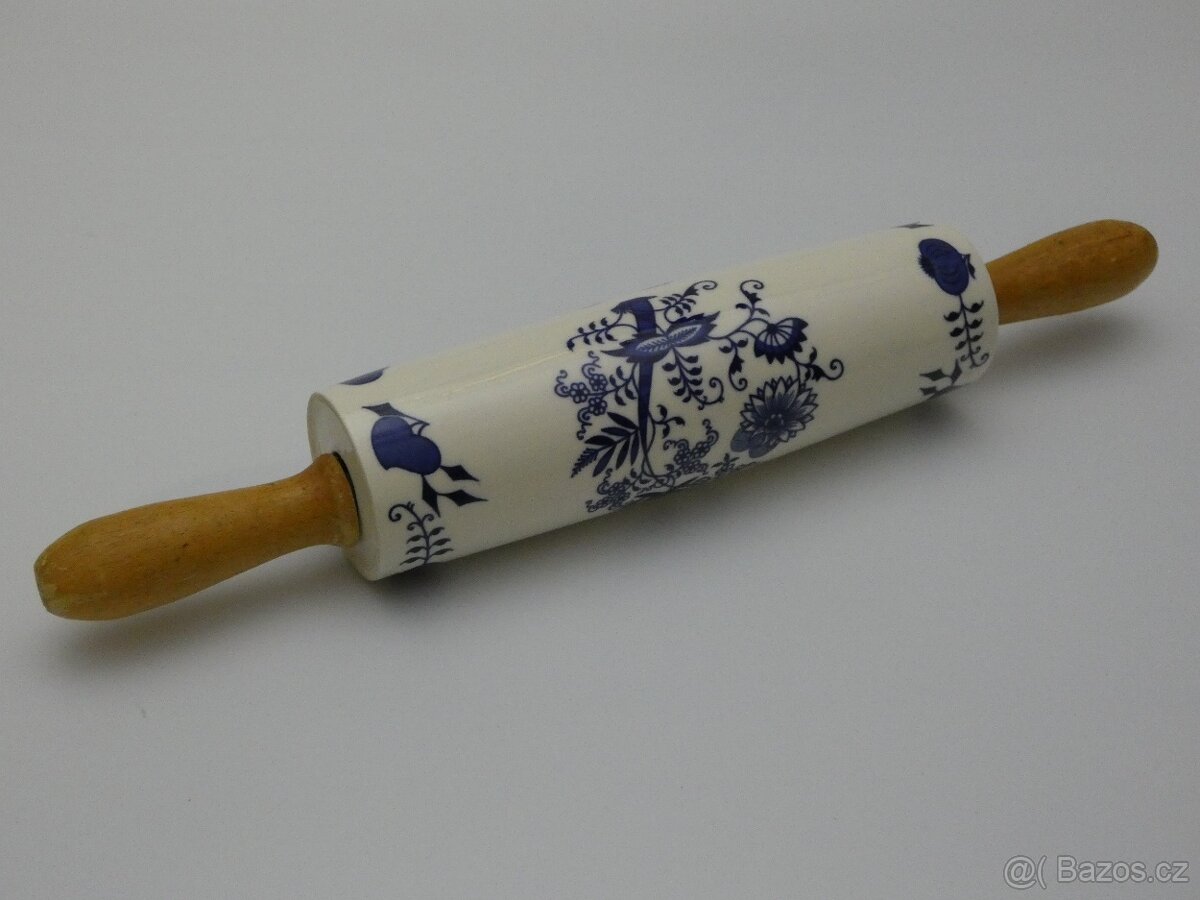 Porcelánový váleček s cibulovým vzorem - 6