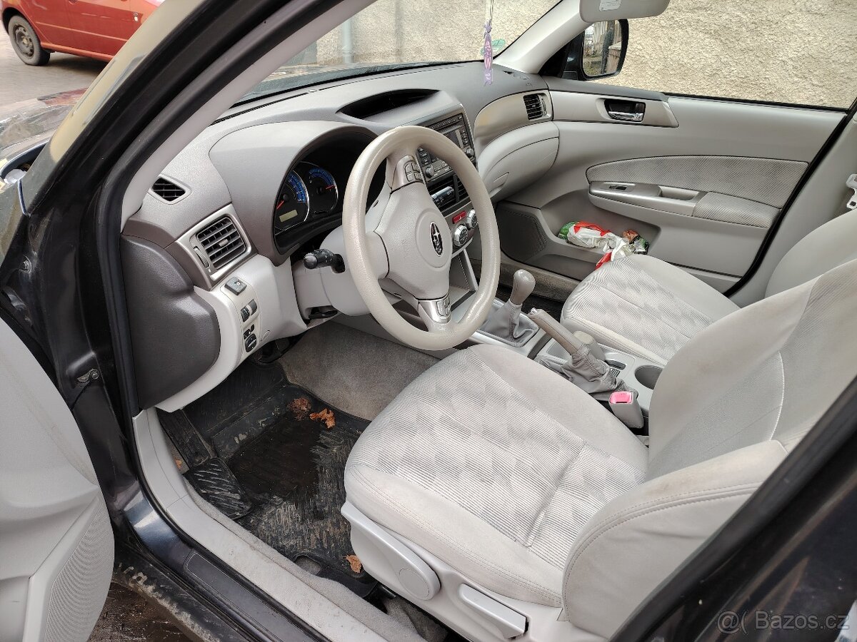 Subaru Forester 2,0 Benzin 110KW - 6