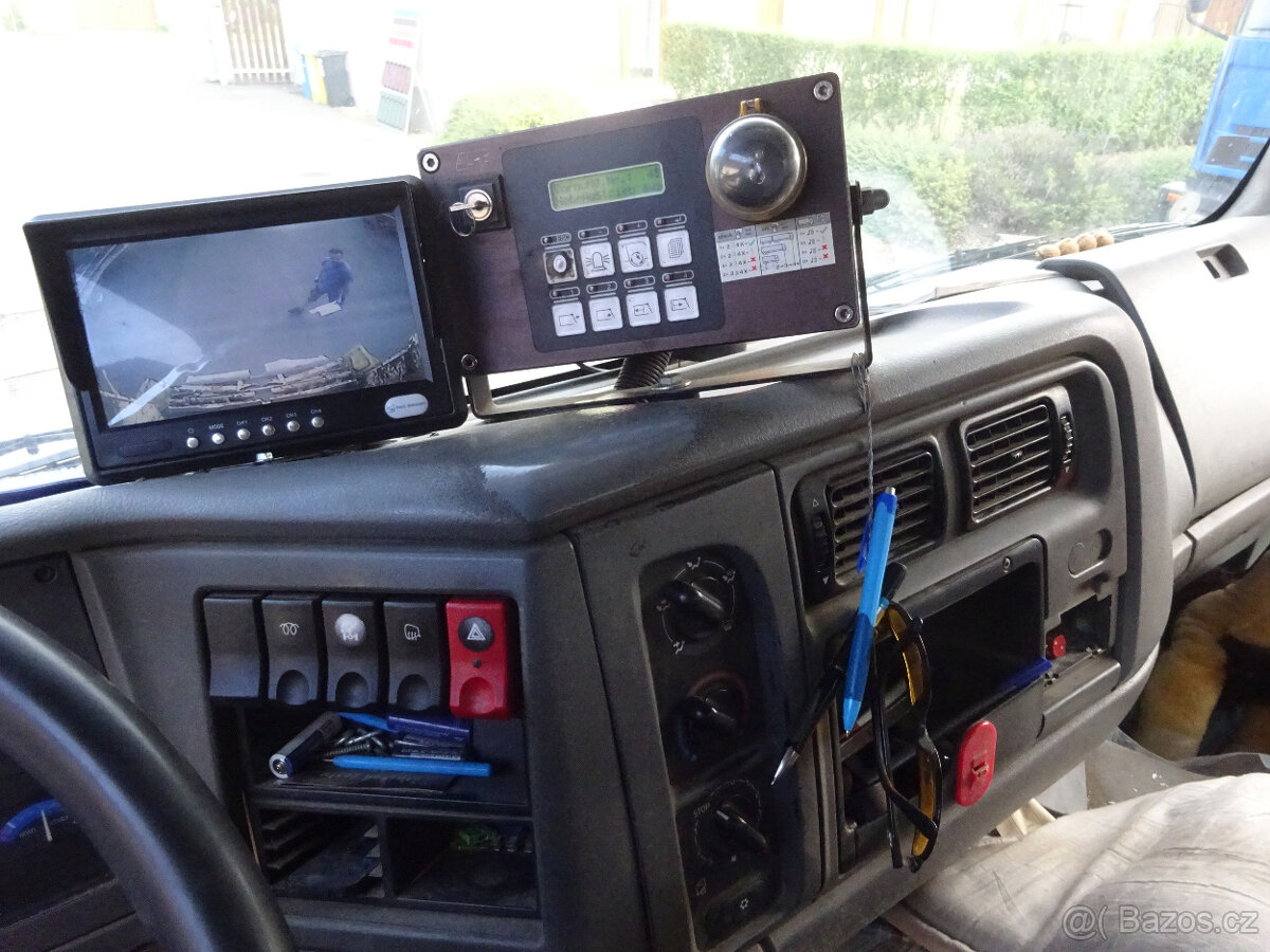 Renault 320.26 6x2 KOMUNÁL SCHORLING - 6