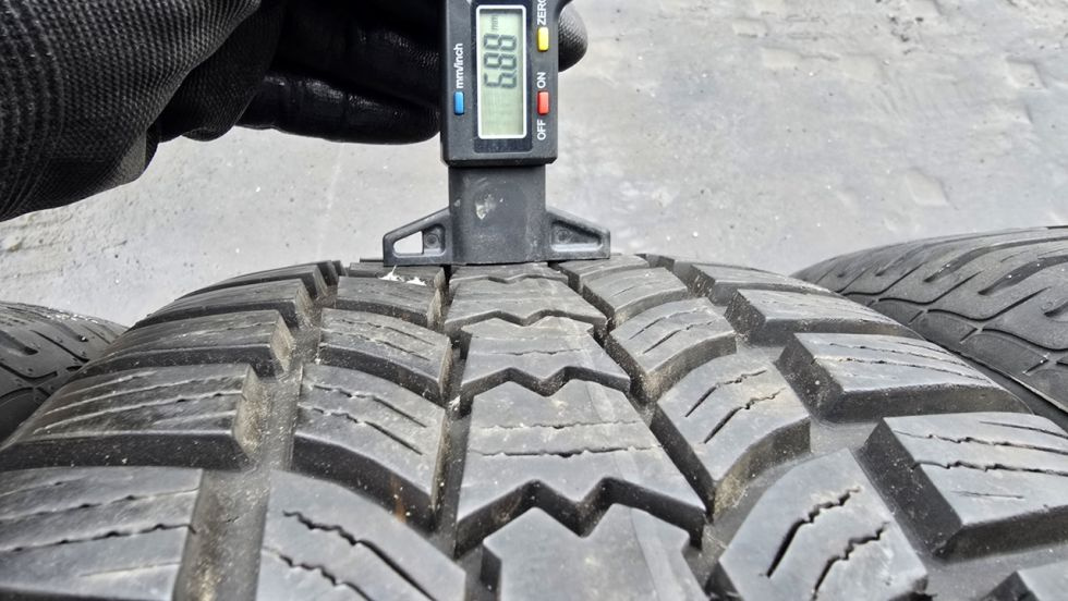 Zimní pneu 205/55/16 Sava - 6