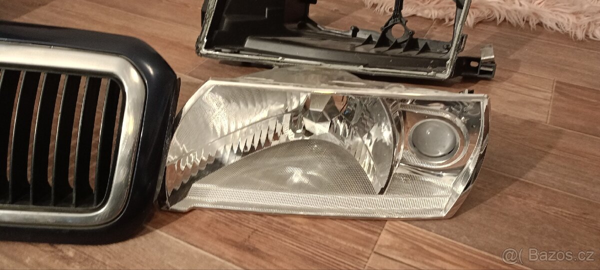 Škoda Octavia 1 maska světla - 6