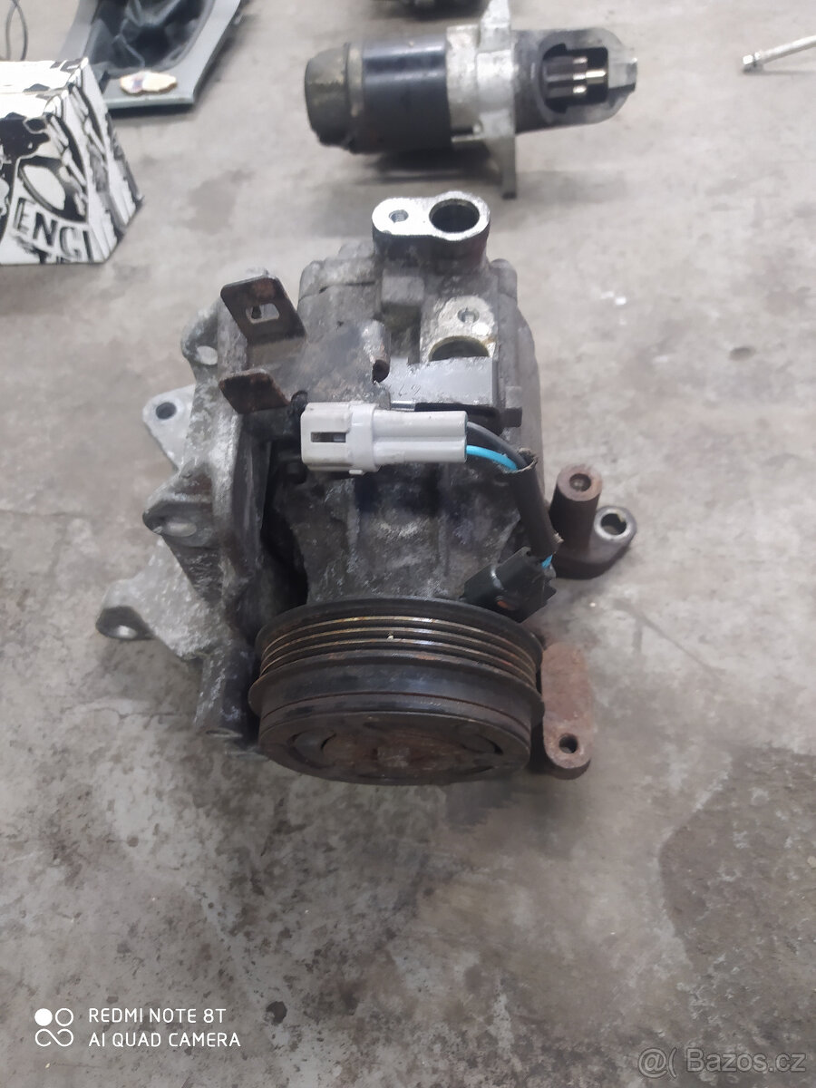 Dily Subaru Legacy IV 2.0R - 6