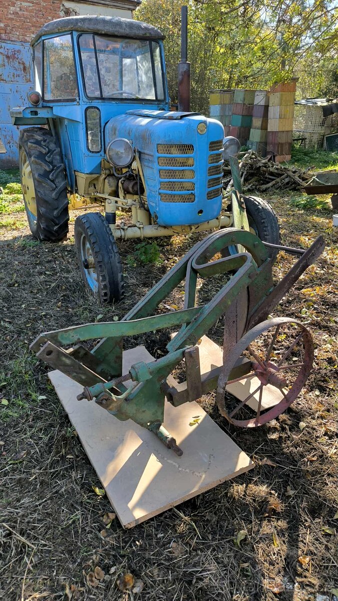 Traktor Zetor 3011 + pluh zdarma - 6