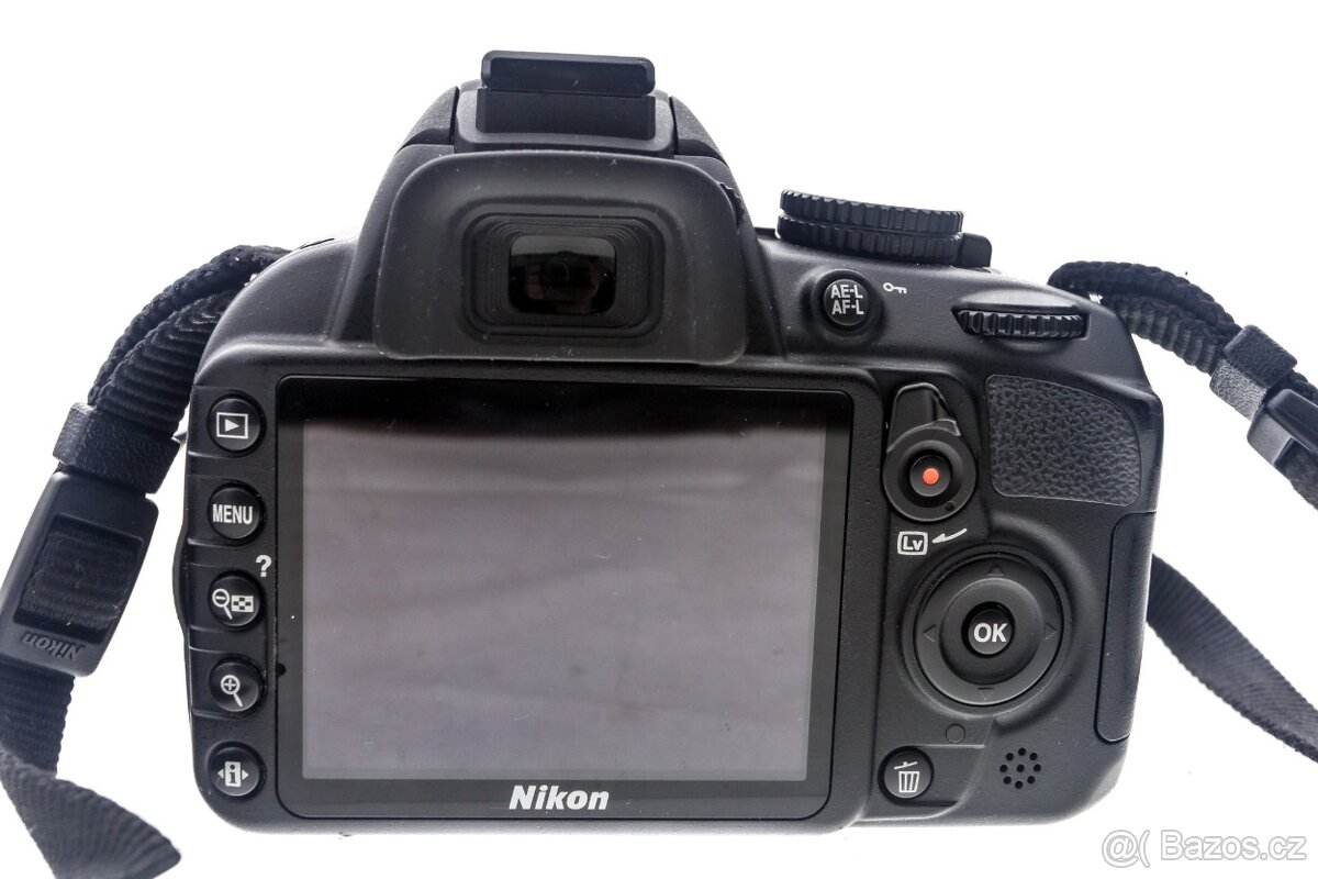Zrcadlovka Nikon D3100 + 18-55mm + brašna - 6