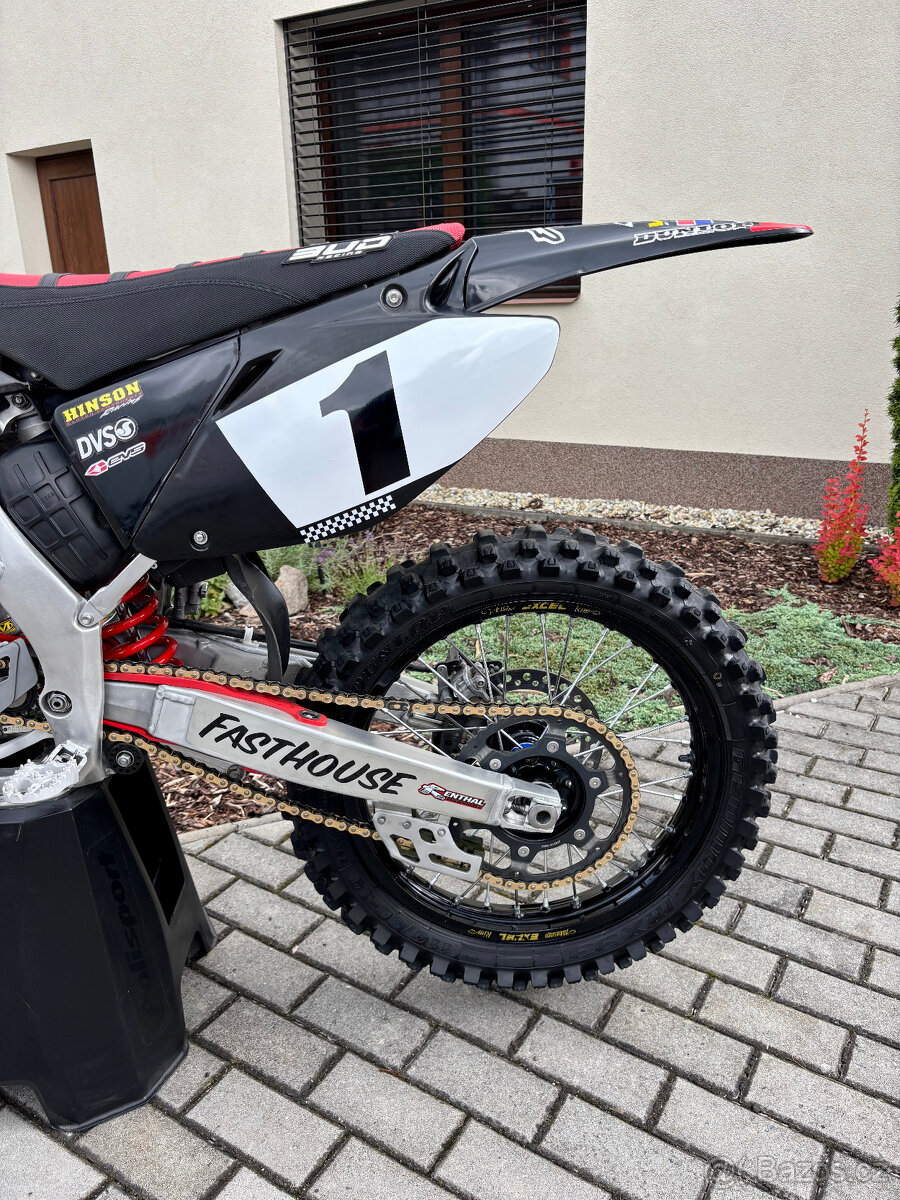 HONDA CR 250 - 6