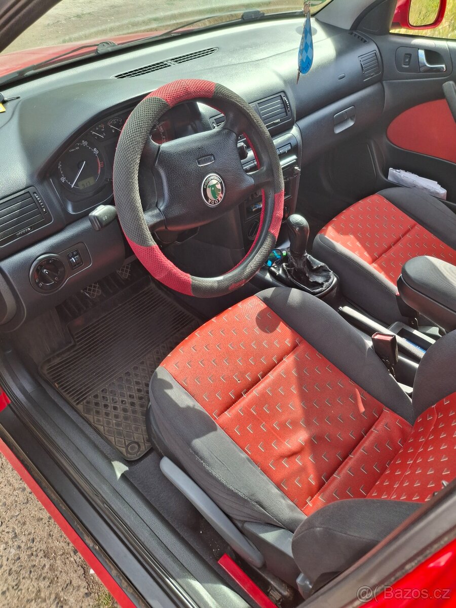 Škoda octavie 16. 75. kW. Benzín - 6