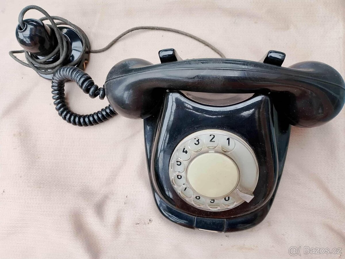 Retro telefón TESLA - 6