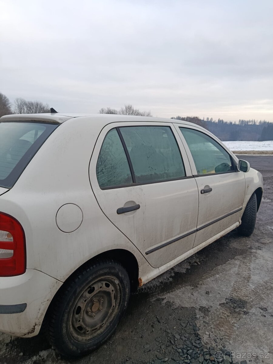 Prodám auto ŠKODA fabia - 6