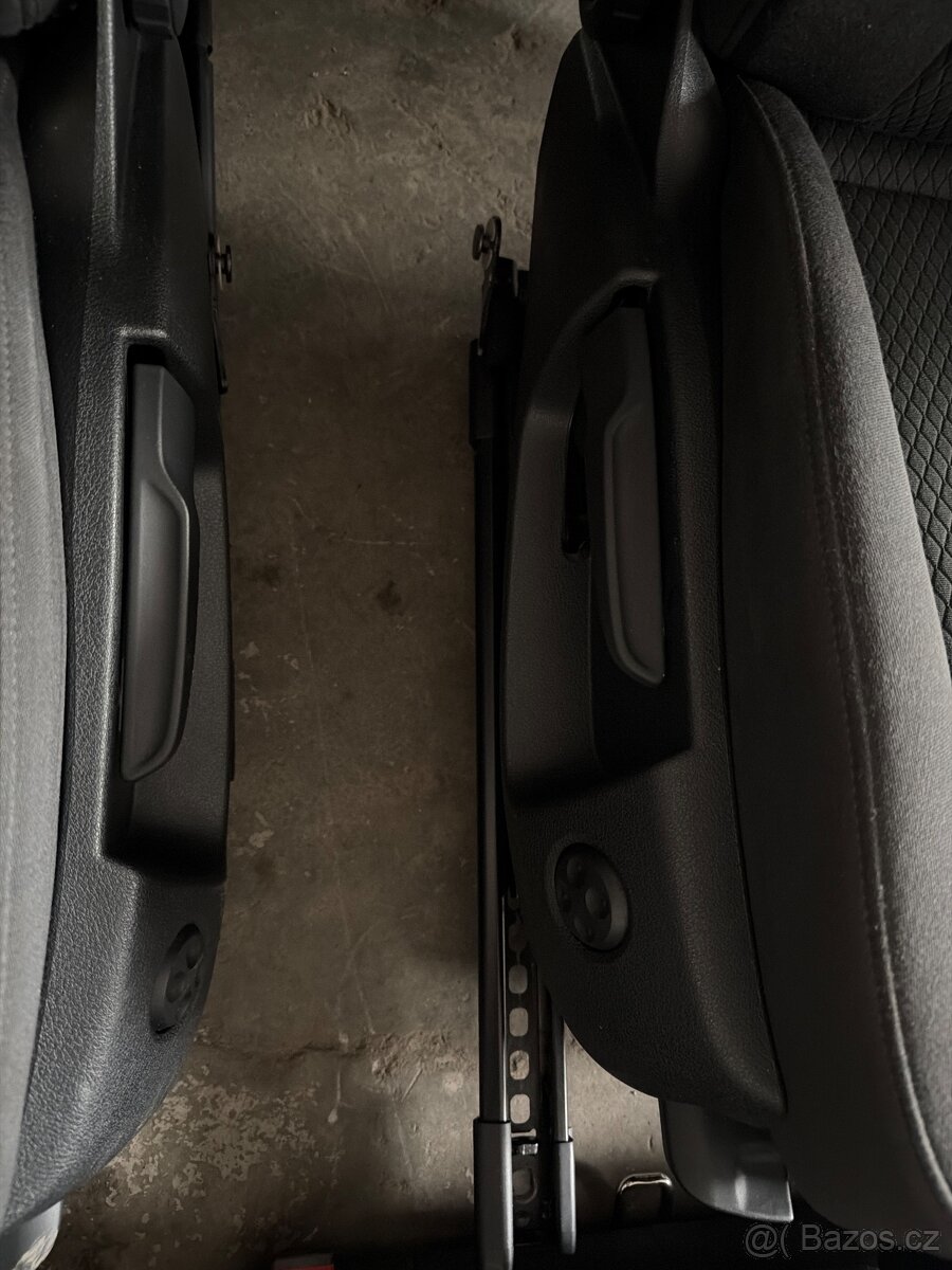 Audi a6 c7 r.v 2018 sedačky - 6