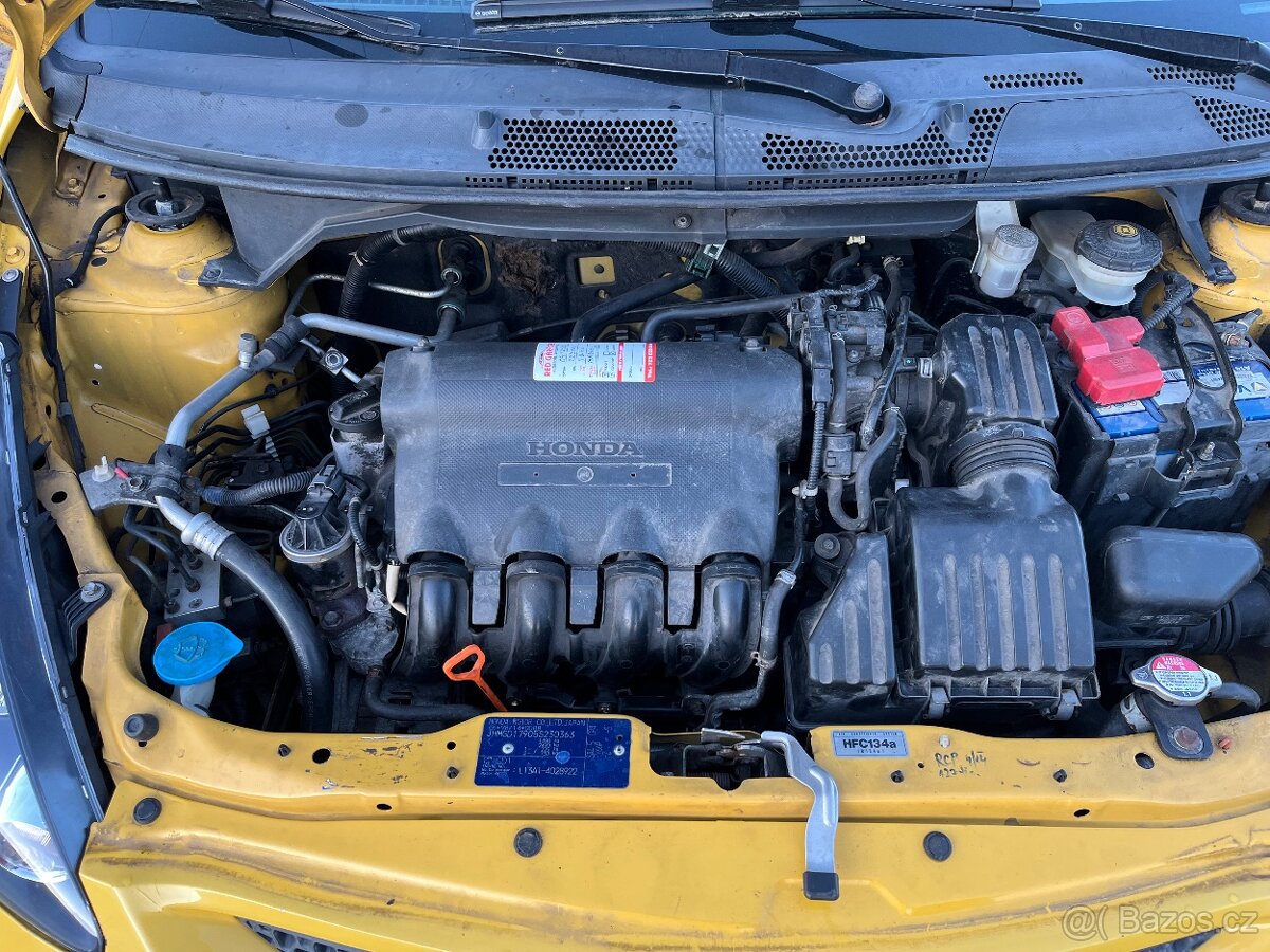 Honda Jazz 1.4 61kw. r.2005 - 6