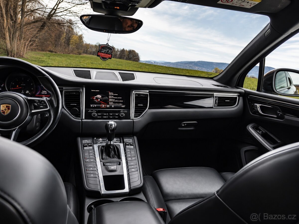 Porsche Macan S - 6