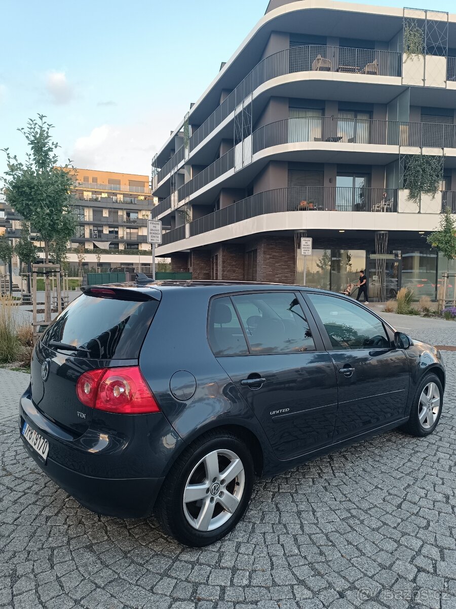 Volkswagen Golf 5 DSG - 6