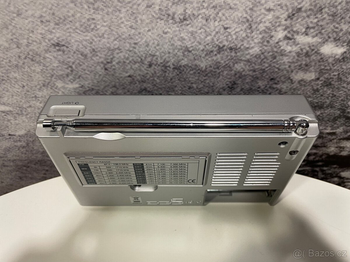 Sangean ATS-404 AM/FM Stereo/SW Receiver - 6