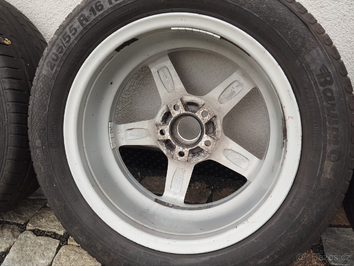 ALU Dezent 5x114,3 r16x6,5j ET 48, 205/55/16 - 6