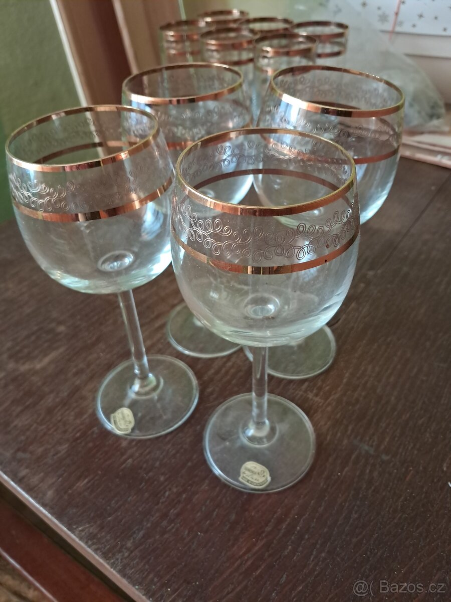 Staré skleničky, hrnečky, sklo - 6