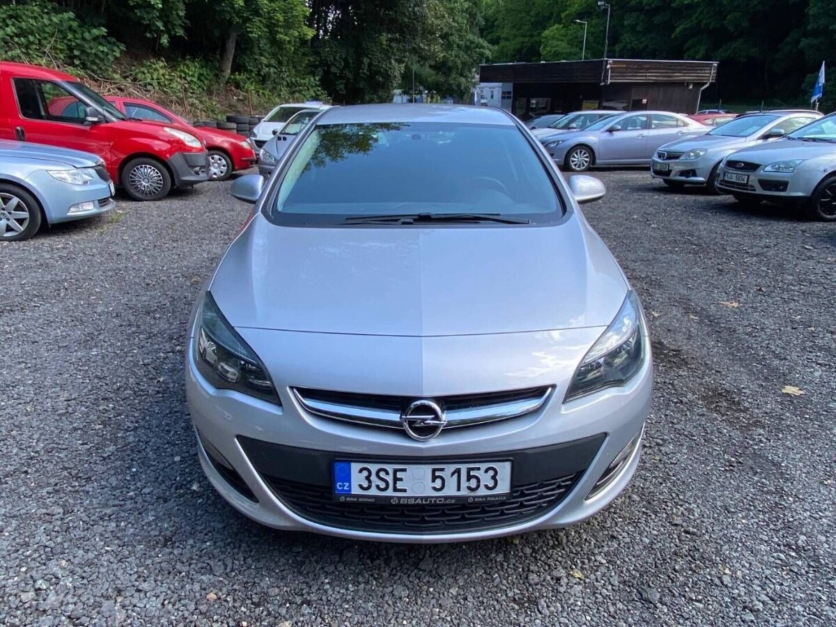 Opel Astra J 1.4i 74kW 1.majitel 78tkm 2015 STK 5/27 - 6