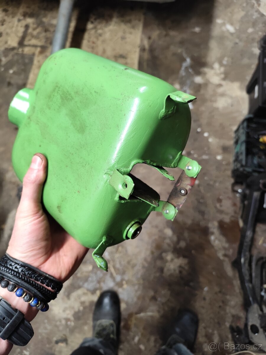 Jawa Pionyr nádrž - 6