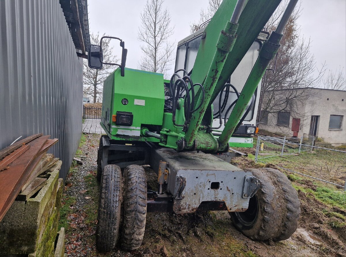 Kolesový bager O&K MH 2.10C 10t - 6