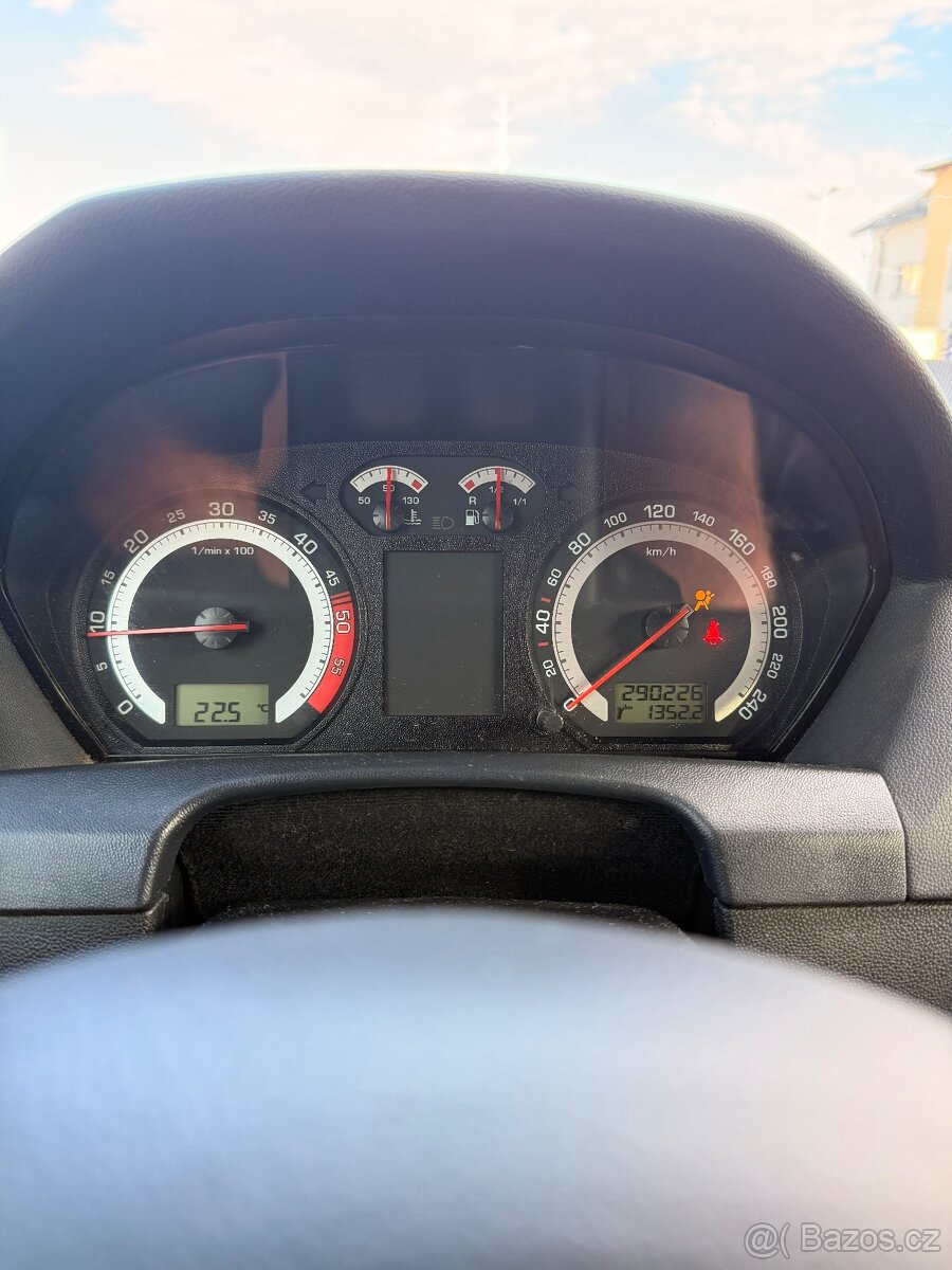 Škoda fabia RS - 6