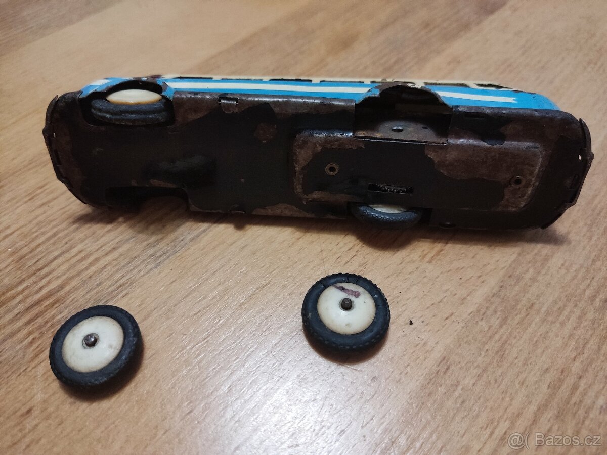 Plechové auto - autobus - 6
