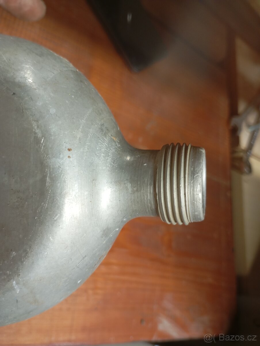 Stará, německá, vojenská, hliníková čutora ba vodu. - 6