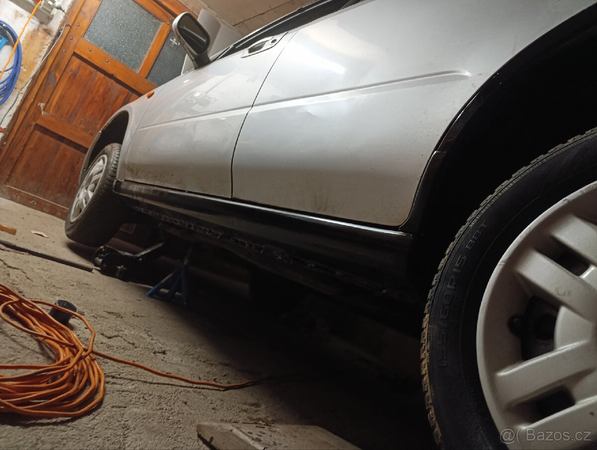 Subaru Impreza 1.6 70 kw 4x4 - 6