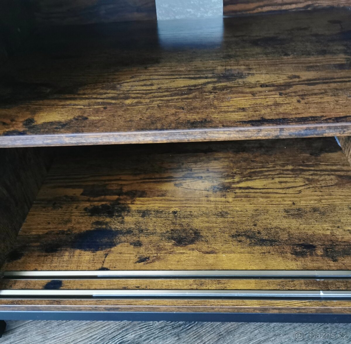 TV stolek v industriálním stylu - 6