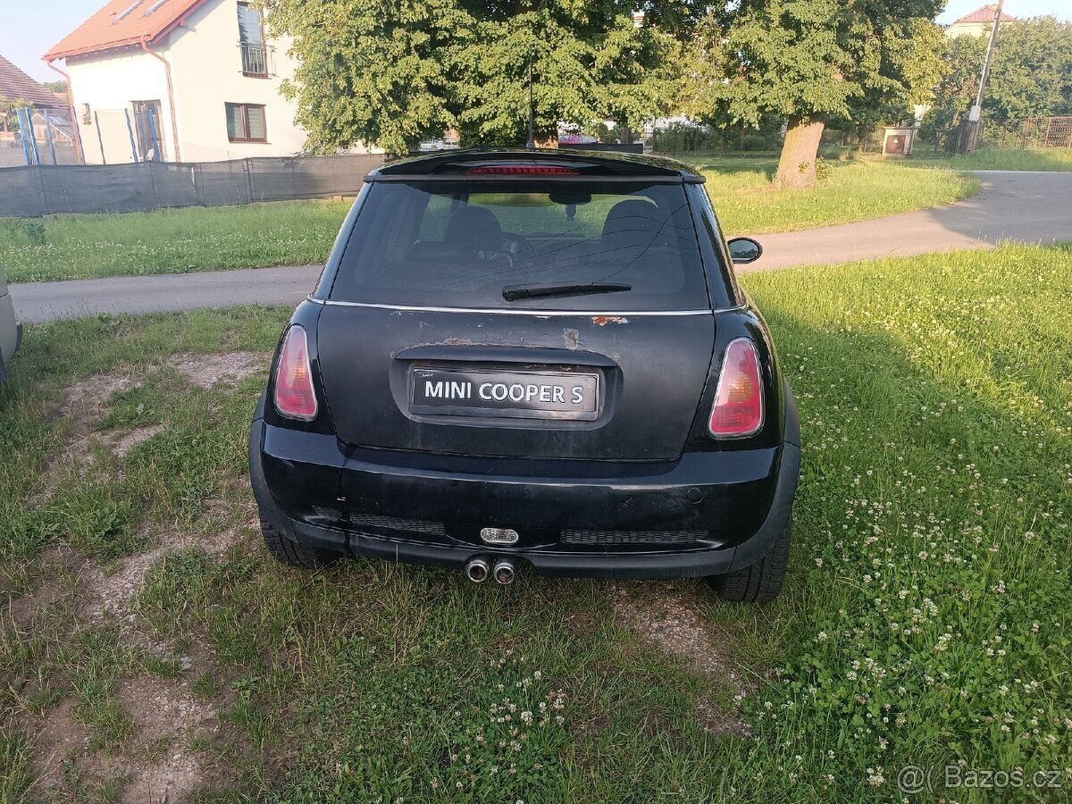 Veškeré náhradní díly Mini Cooper S R53 120kw r.v. 9/2003 - 6