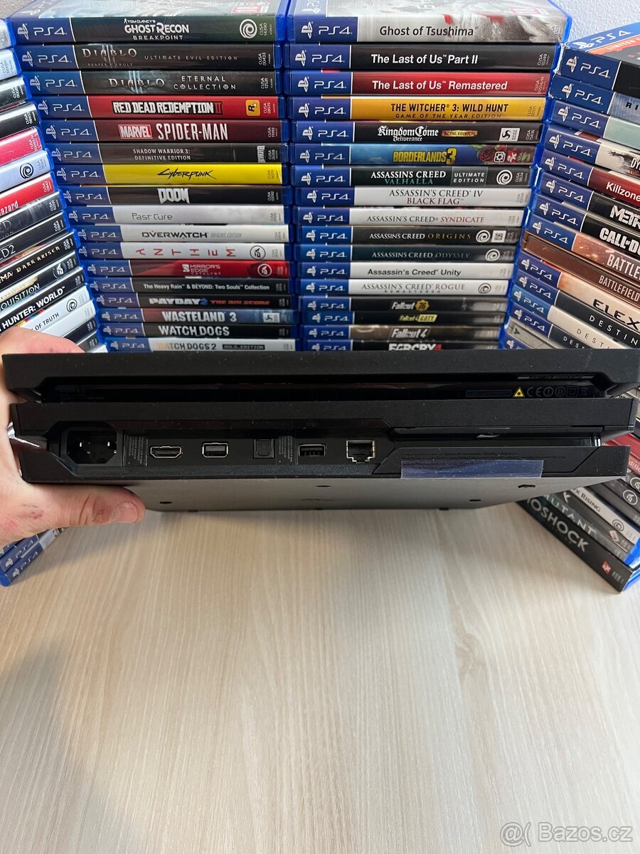 Herní konzole PS4 / PlayStation 4 Pro 1 TB - 6