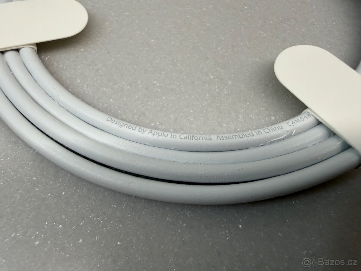 Originální Apple kabely, nové - 6