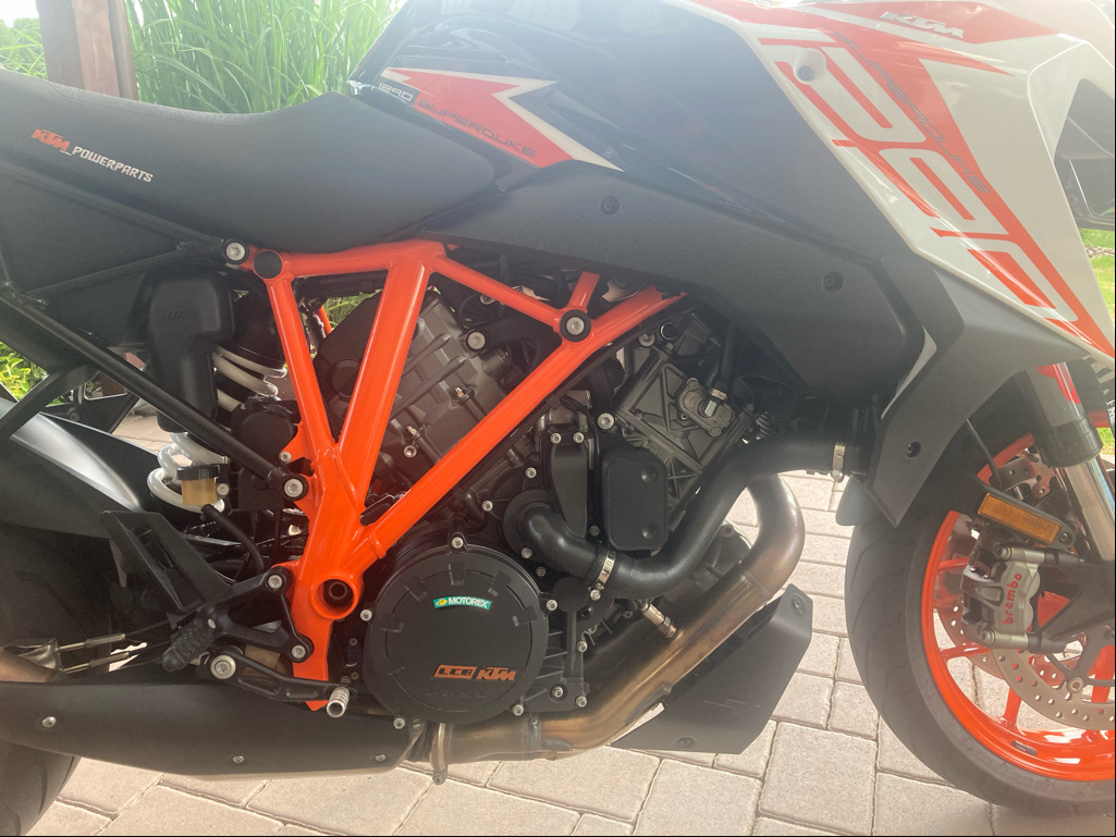 KTM Superduke 1290 GT, 2021, 11200km, TOP stav - 6