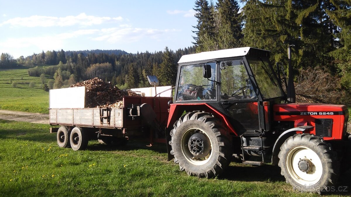 šnekový štěpkovač na vlečku - 6