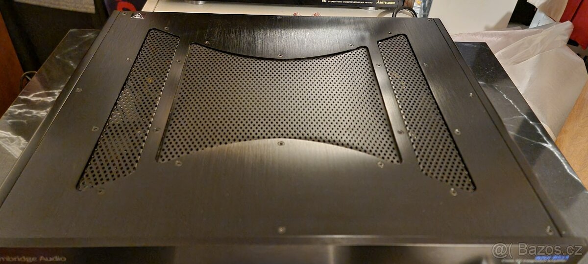 Cambridge Audio Azur 851A - 6