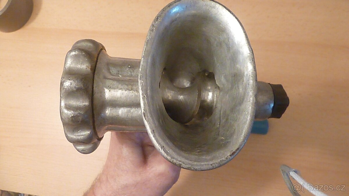 ruční mlýnek na maso - 6