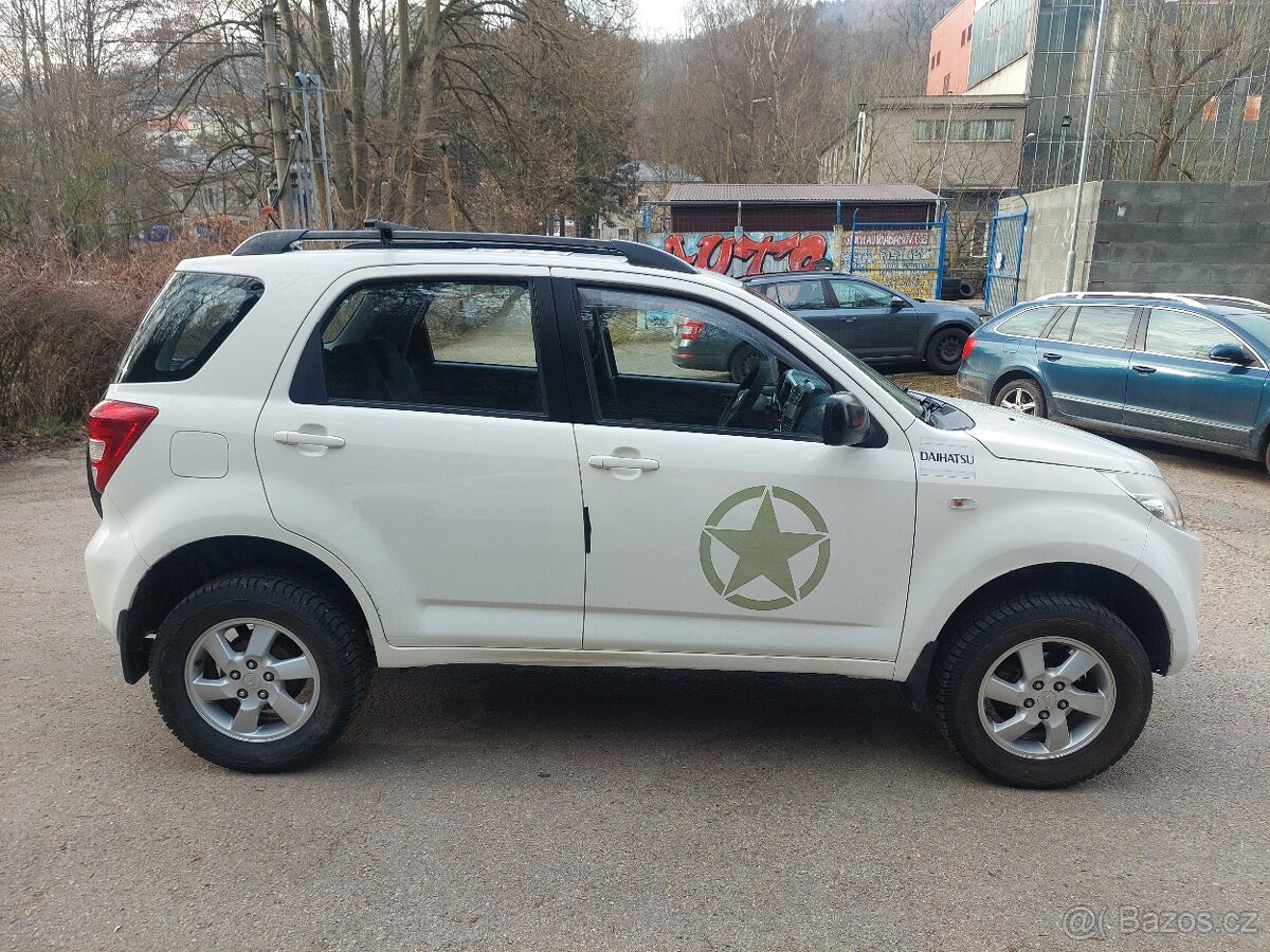 Daihatsu Terios 1.5, 77kw, 4x4, rok 2008... - 6