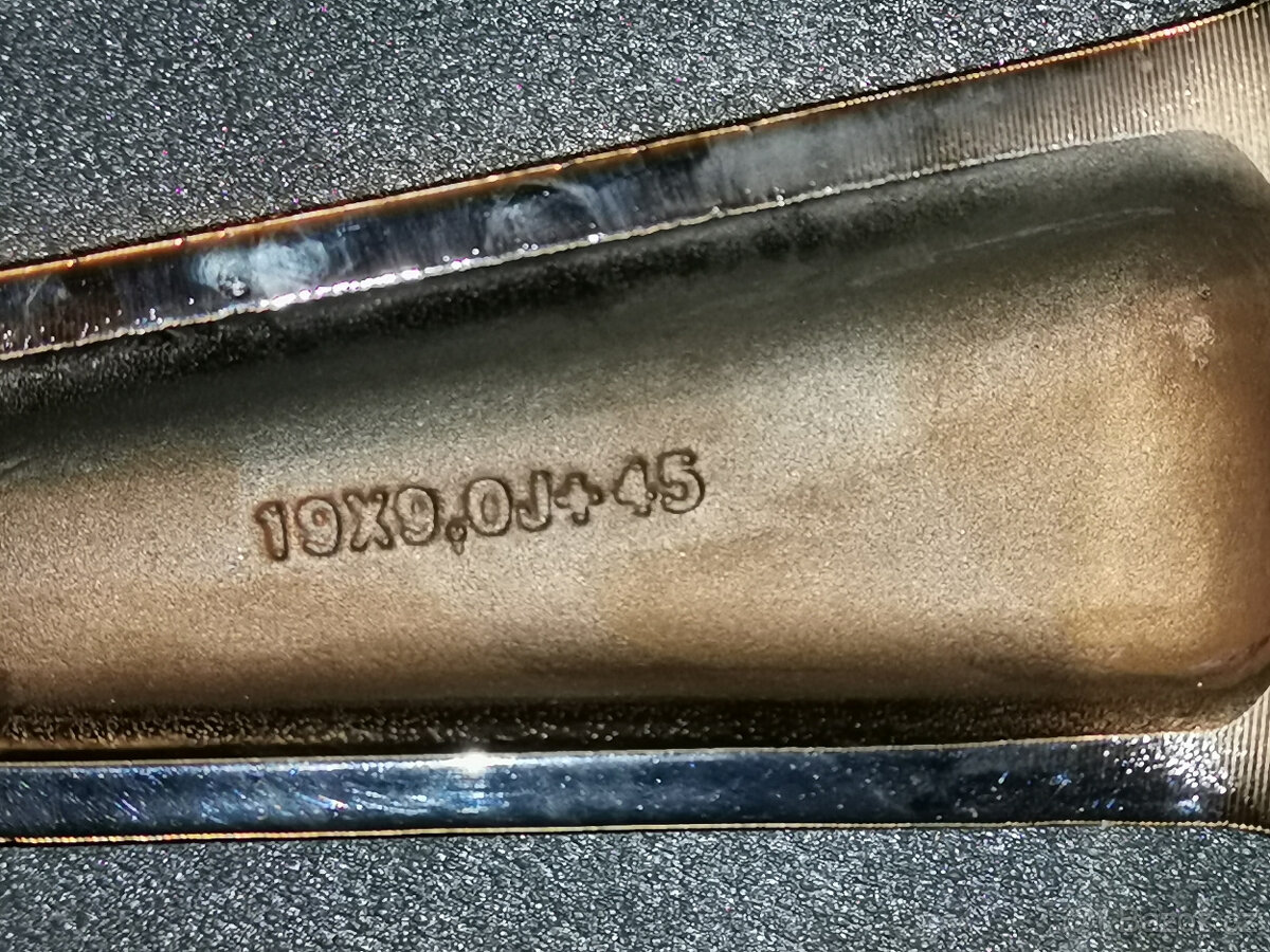 Ford Mustang - originál 19" alu disky - 6