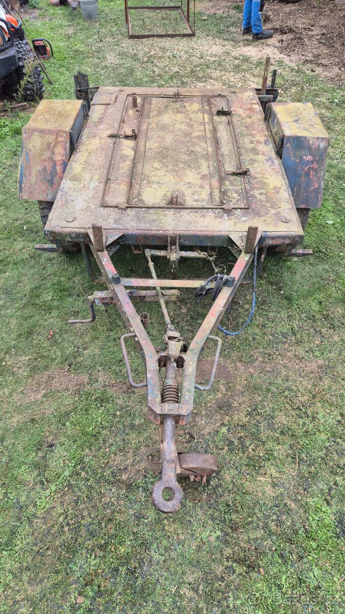 Brzděný vůz za traktor - 6