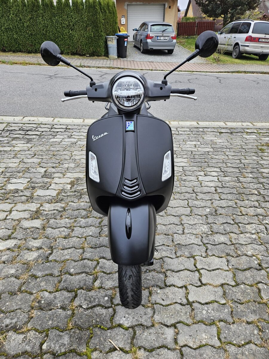 Piaggio Vespa GTS Super Notte 125ccm, 2/2021, i-get - 6