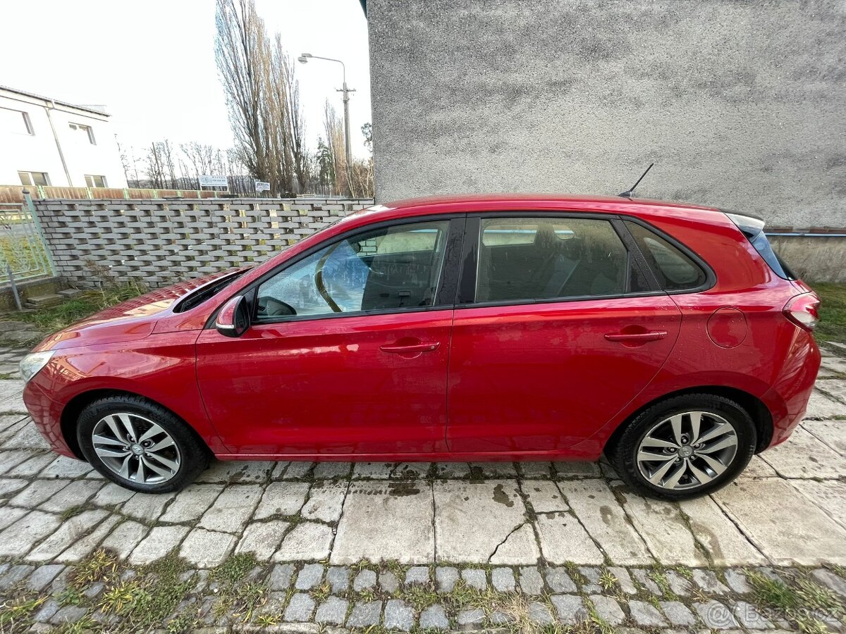 Hyundai i30, 2018, 1,0 T-GDI 88 kw, 48.549 km - 6